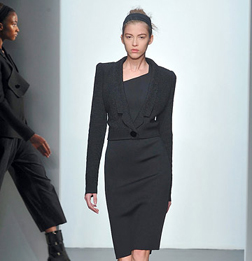 <b>Calvin Klein Fall 20...</b>