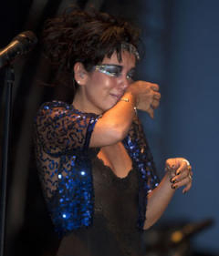 <b>Global Gossip 18.08....</b>