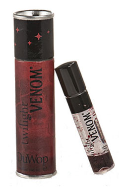 <b>Kiss of the Vampire...</b>