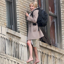 <b>Angelina Stunts Chil...</b>