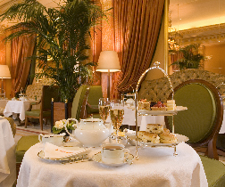 <b>Champagne and Scones...</b>