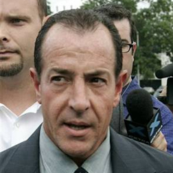 <b>Lohan's Father Charg...</b>