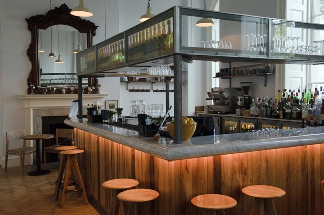 <b>Fantastic Food at To...</b>