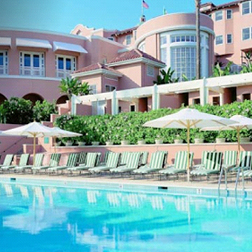 <b>A Holiday in the Hil...</b>