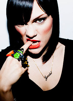 <b>2011 BRIT Awards...</b>