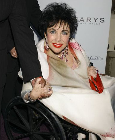 <b>Elizabeth Taylor Die...</b>