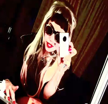 <b>Gagavision #41...</b>