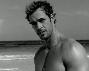 William Levy in J Lo's new video William Levy in J Lo's new video