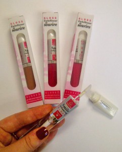 Bourjois Smile Enhancing Gloss Bourjois Smile Enhancing Gloss