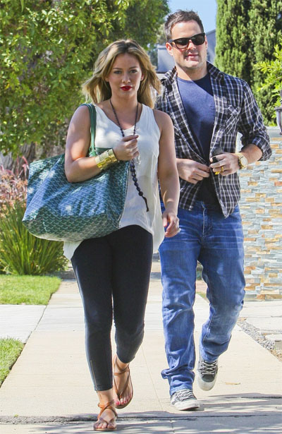 <b>Hilary Duff Is Pregn...</b>
