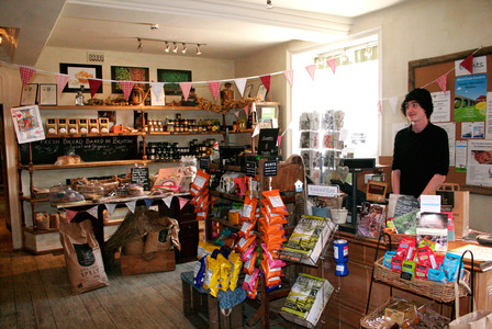 <b>Scenic Shopping At K...</b>