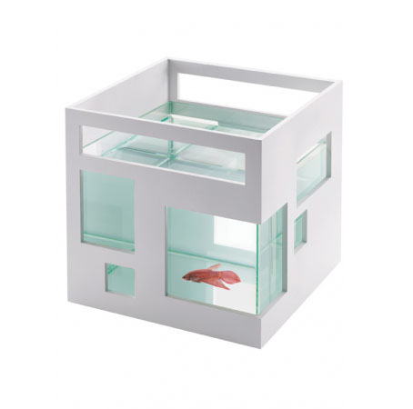 <b>Luxury Fishcondo...</b>