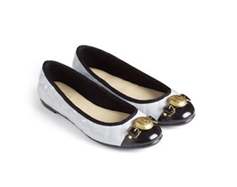 <b>Chic Like Chanel...</b>
