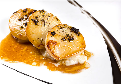 Roast Scallops with Truffle and Cauliflowe