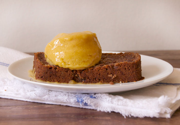 Healthy all-natural banana ice cream