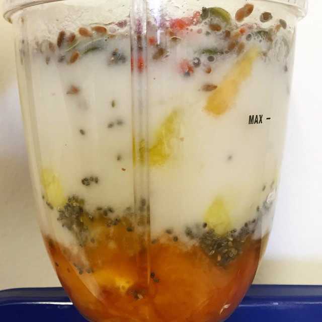 Fit Girl Food: Tropical Jumble Shake.