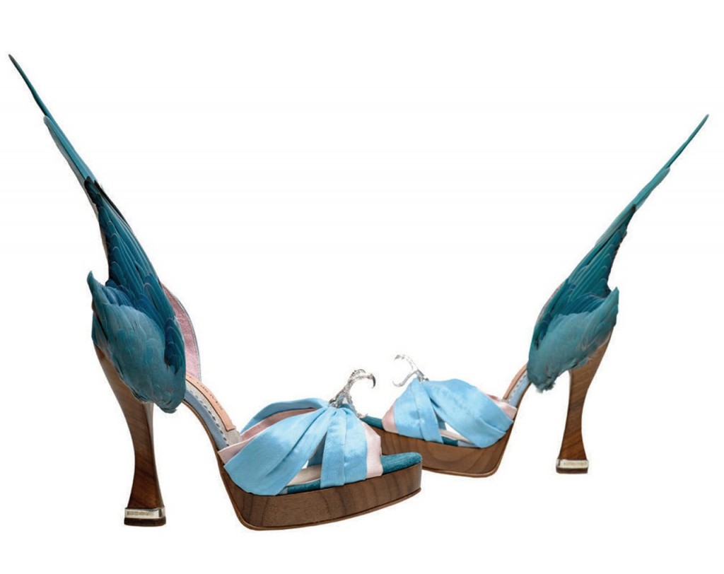 VandA-shoes-7-Vogue-4Dec14-pr_b