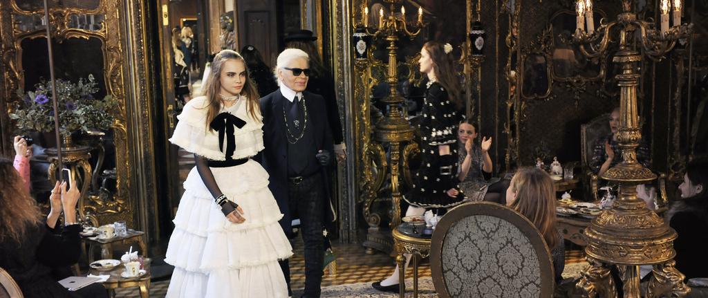 defile-des-metiers-dart-chanel