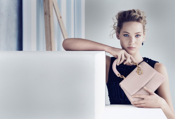 rs_1024x698-150223155815-1024-jennifer-lawrence-dior-campaign.jw.22315