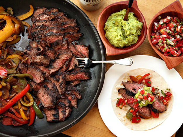 You can't go wrong with a Tex-Mex fajita platter.